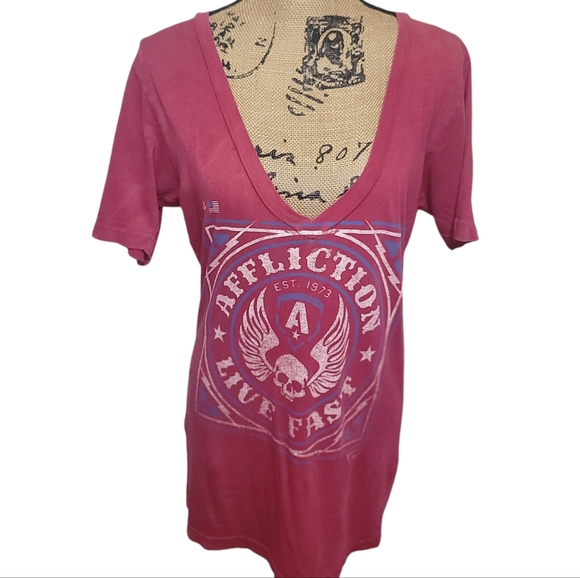 Affliction Tee Women Sz LARGE Short Sleeve V-Neck Vtg Y2K Graphic Print T-Shirt - Picture 1 of 6